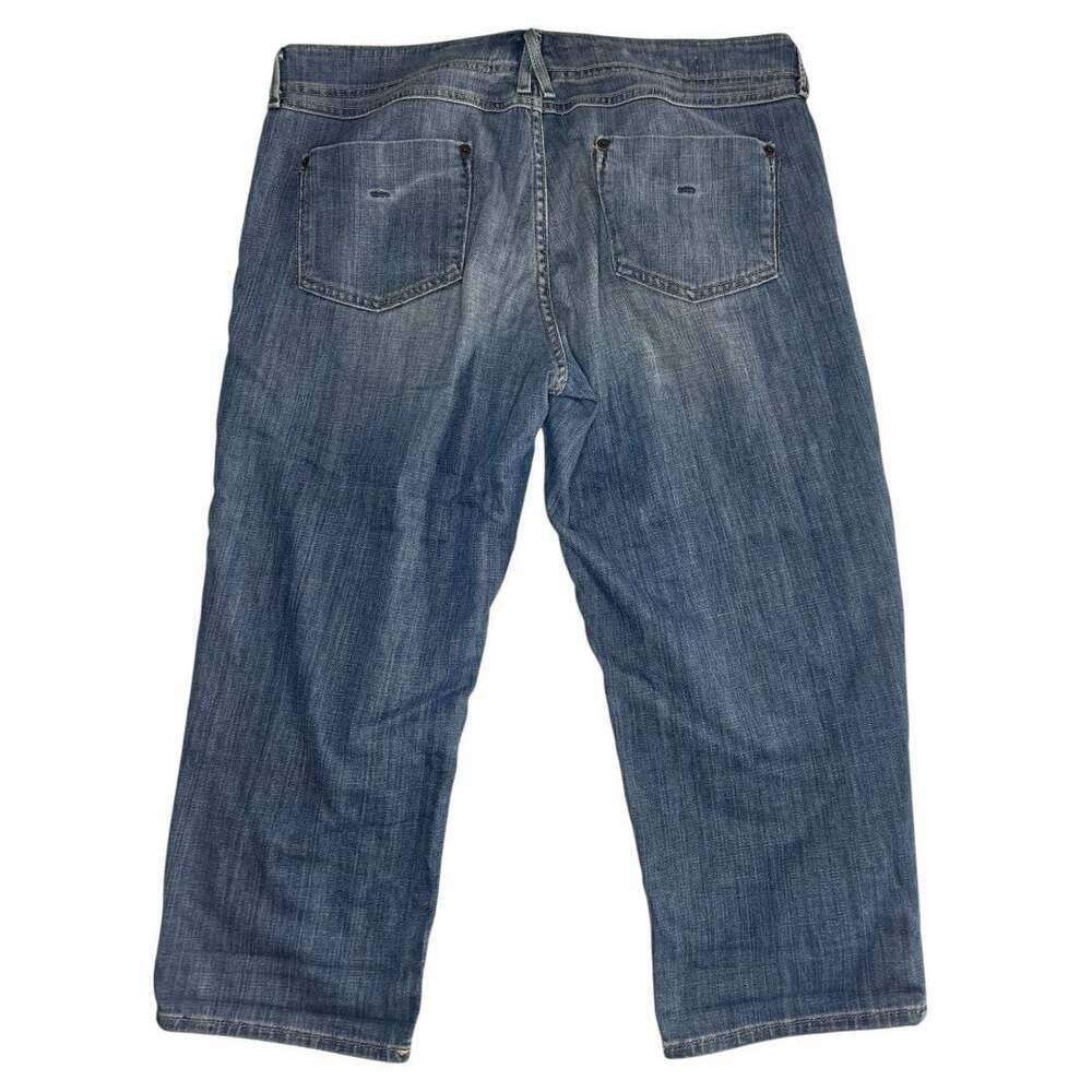 Eddie Bauer Modern Women's Petite 10P Denim Capri Jeans - Picture 3 of 7